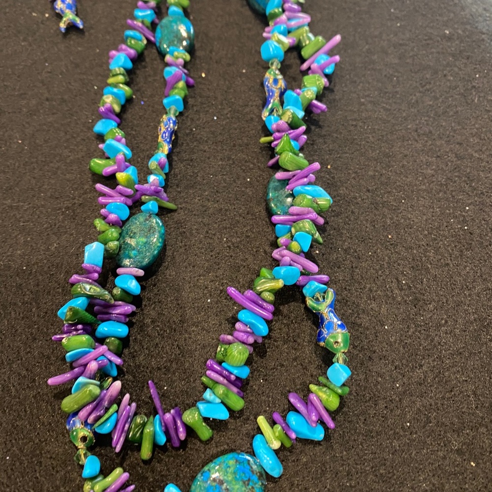 Beaded Necklace - Picture 3 of 6
